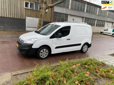 Citroen Berlingo 1.6 BlueHDI 75 Comfort * 2016 * 108.071 KM NAP * Euro6 * Elek ramen * Stuurbekrachtiging *