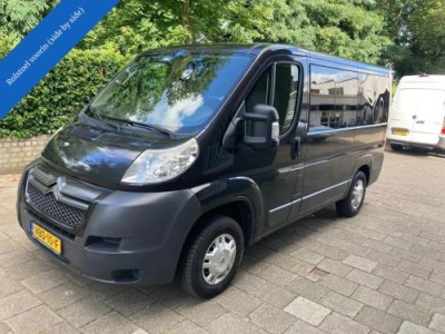 Citroen JUMPER rolstoelbus side by side rolstoel voorin