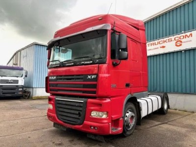 DAF XF 105.460 SPACECAB (ZF16 MANUAL GEARBOX / MX-BRAKE / 870+430 LITER TANK / AIRCONDITIONING / FRIDGE)