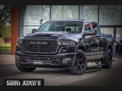 Dodge RAM NIGHT PREMIUM | BOM VOL + 14.4 INCH SCHERM | LUCHTVERING | HUD | 420PK 636 Nm | PRIJS MET LPG EN COVER EN GARANTIE | DUBBELE CABINE | PICK UP | 5 PERSOONS | DC | GRIJSKENTEKEN | VOORRAAD NR 2282 - 3332