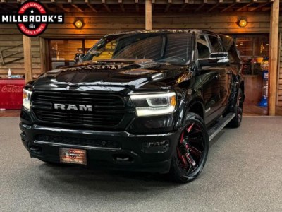 Dodge Ram 1500 5.7 V8 4x4 Laramie Sport, Black Edition, Widebody, Huif, Fuel velgen, 12 scherm,