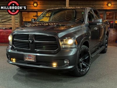 Dodge Ram 1500 5.7 V8 Sport, Black edition, stoelkoeling, stoel verwarming, Nederlandse auto.