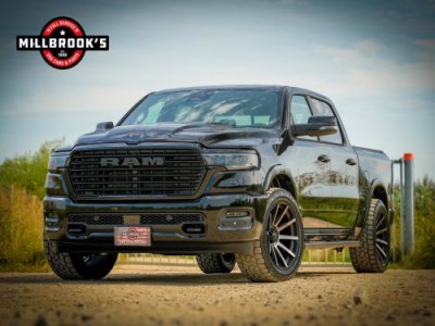 Dodge Ram 1500 Laramie Sport Black Edition Hurricane, 22 XD Velgen, LPG, Laadbakcover, Panoramadak, Adaptieve Cruise Control!!