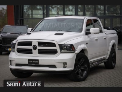 Dodge Ram 1500 SPORT | WIDE BODY | LAGE BIJTELLING | 5.7 V8 4x4 HEMI 402 PK | DUBBELE CABINE | 5 PERSOONS |