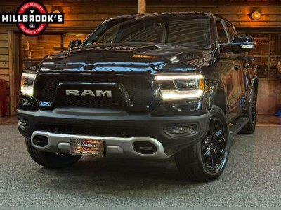 Dodge Ram 1500 5.7 V8 Rebel, Black Edition, LPG, Luchtvering, Panoramadak,