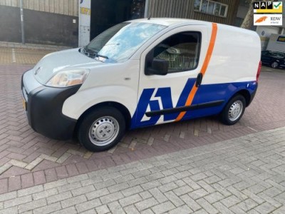 Fiat Fiorino 1.3 MJ Actual * Airco * 2013 * Euro5 * Airbag * Boekjes aanwezig * Zijdeur * WEINIG KILOMETERS MET NAP *