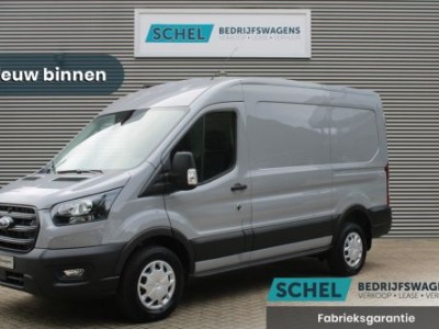 Ford Transit 350 2.0 TDCI 130pk L2H2 Trend - Airco - Carplay - Android - Navigatie - Blind spot - Camera - Trekhaak - Rijklaar