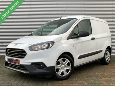 Ford Transit Courier 1.0 Benzine Aux Usb Airco Benzine 2019 Eerste Eigenaar 77306 KM Dealer Onderhouden 35 Euro Belasting Ideaal Voor Particulier