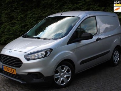 Ford Transit Courier 1.5 TDCI Trend Duratorq S&S 75PK | Airco | Stoelverwarming | PDC | Achterklep met raam