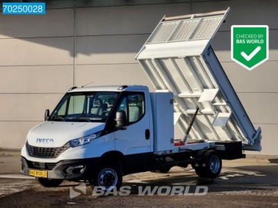 Iveco Daily 35C16 3.0L Kipper 3500kg trekhaak Airco Cruise Camera Navi Tipper Benne Kipper 2m3 Trekhaak Cruise control