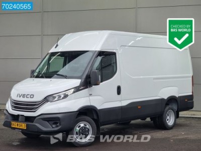 Iveco Daily 35C18 3.0L Automaat Dubbellucht L2H2 LED ACC Navi Camera Parkeersensoren 12m3 Airco