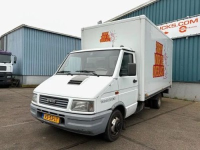 Iveco Daily 35S10 TURBODAILY ORIGINAL DUTCH/ APK 04-2025 (3.500 KG GVW) WITH CLOSED BOX (5-GEARS MANUAL GEARBOX / POWER STEERING)