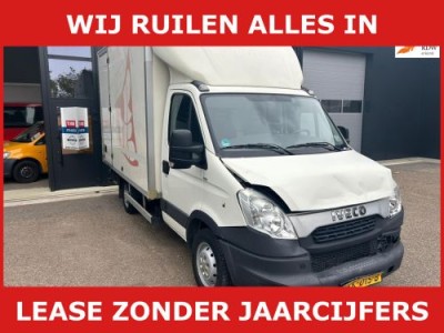 Iveco Daily 35S13 2.3 345 schade bakwagen laadklep