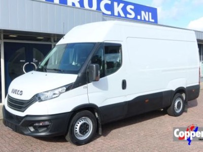 Iveco Daily 35S16 L2 H2 Gesloten Bestelwagen