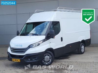 Iveco Daily 35S18 3.0L Automaat L2H2 Imperiaal Trekhaak Camera Navi Airco Cruise 12m3 Airco Trekhaak Cruise control