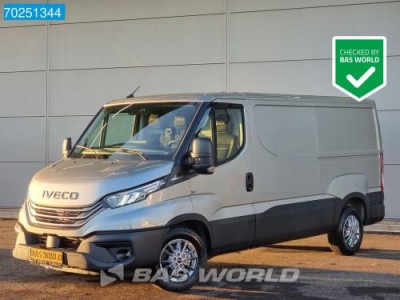 Iveco Daily 35S21 3.0L Automaat Laag dak L2H1 2025model LED Navi ACC Camera 8m3 Airco Trekhaak