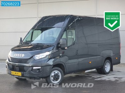 Iveco Daily 50C18 3.0L 180PK Dubbellucht L2H2 Luchtvering Werkplaatsinrichting Airco Cruise Camera Trekhaak 12m3 Airco Trekhaak Cruise contr