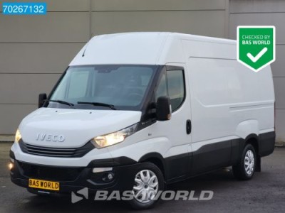 Iveco Daily 35S18 3.0L 180PK Euro6 Automaat L2H2 Airco Cruise Navi Camera 3.5tTrekhaak 12m3 Airco Trekhaak Cruise control