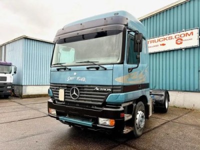 Mercedes-Benz Actros 1840 LS (EPS WITH CLUTCH (3-PEDALS) / RETARDER / SUNVISOR)