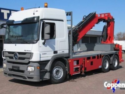 Mercedes-Benz Actros 3351 3351 6x4 16 Liter V-8 Engine