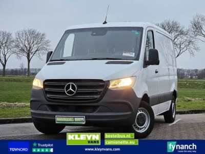 Mercedes-Benz SPRINTER 211 L1H1 Mbux + Navi!