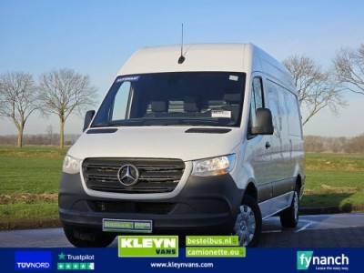 Mercedes-Benz SPRINTER 317 L2H2 Mbux RWD Autom!