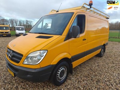 Mercedes-Benz Sprinter 313 2.2 CDI 366 EHD , Trekkracht 2800 KG ,1e Eig , Apk juli 2025 , 130 PK , Werkplaats inrichting.