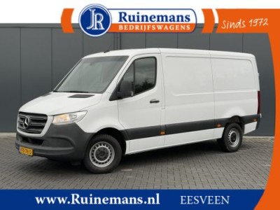 Mercedes-Benz Sprinter 314 CDI 143 PK RWD 3.5T / L2H1 / 1e EIG. / AIRCO / CRUISE / GEVEERDE STOEL