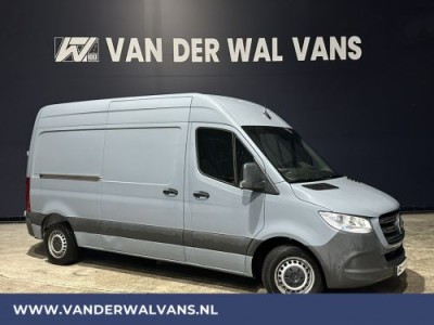 Mercedes-Benz Sprinter 314 CDI 143pk L2H2 Euro6 Airco | Camera | Apple Carplay | Android Auto | Trekhaak Parkeersensoren, Cruisecontrol, Stoelverwarming, Bijrijdersbank