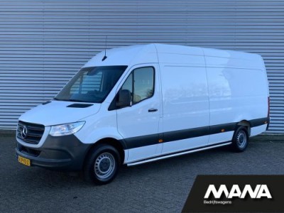 Mercedes-Benz Sprinter 315CDI 150pk L3H2 Automaat Climatronic Navigatie Camera CarPlay Keyless Cruise SideBar Dodehoek-Assistent Laadruimtebekleding Brandblusser Bijrijdersbank