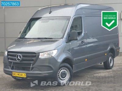 Mercedes-Benz Sprinter 317 CDI L2H2 MBUX Clima 3500KG Trekhaak 170 PK Euro 6 10m3 Airco Trekhaak