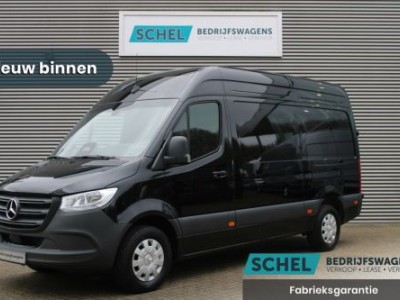 Mercedes-Benz Sprinter 317CDI L2H2 Pro - Mbux 10 - 3.5t Trekhaak - Betimmering - Camera - Carplay - Bind spot - Cruise - Smartphone integratie - Rijkla