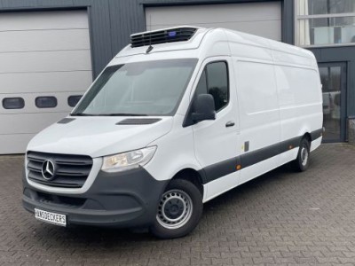 Mercedes-Benz Sprinter 317 L3 H2 Automaat MBUX 170PK Koelwagen Vrieswagen Carrier Xarios 350 Dag & Nacht Nieuwe koelombouw.