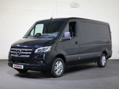 Mercedes-Benz Sprinter 319 CDI L2 H1 Airco Navigatie 3.5T Trekhaak Camera Adap. Cruise