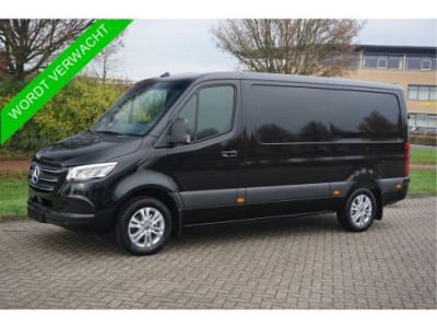 Mercedes-Benz Sprinter 319CDI Select L2H1 10.25 Mbux, ACC, LED, 3.5T Trekhaak, 17 LM!! NR. *595*