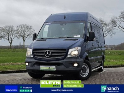 Mercedes-Benz Sprinter 519