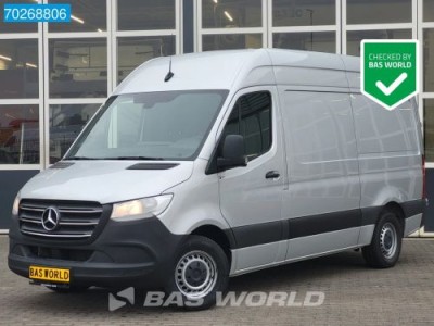 Mercedes-Benz Sprinter 315 CDI Automaat RWD L2H2 Camera Airco Carplay Parkeersensoren L2 10m3 Airco Trekhaak