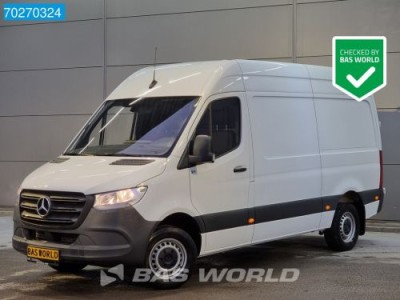 Mercedes-Benz Sprinter 317 CDI Automaat L2H2 Airco Cruise Camera MBUX 10m3 Airco Cruise control