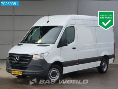 Mercedes-Benz Sprinter 317 CDI Automaat L2H2 Airco Trekhaak MBUX Camera 10m3 Airco Trekhaak