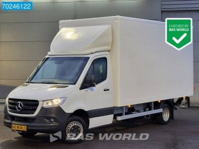 Mercedes-Benz Sprinter 515 CDI Automaat Laadklep Zijdeur Dubbellucht Bakwagen MBUX Airco Cruise MBUX Koffer Meubelbak 21m3 Airco Cruise control