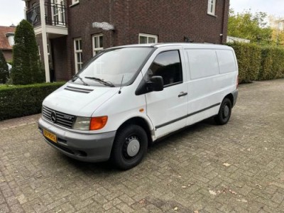 Mercedes-Benz Vito 108 D