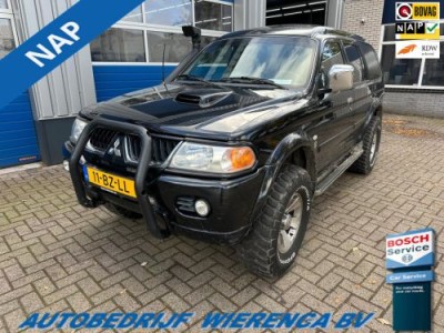 Mitsubishi Pajero Sport 2.5 TDI Intense HR trekhaak lees tekst!!!!!!