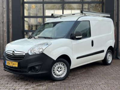 Opel Combo 1.3 CDTi L1H1 ecoFLEX Edition | Airco | Schuifdeur | Imperiaal | Trekhaak |