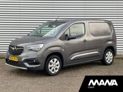 Opel Combo 1.5D 131PK L1H1 Innovation Automaat Navigatie Camera Airco Trekhaak