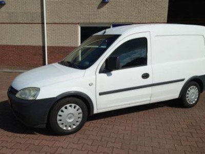 Opel Combo COMBO-C-VAN Z13DTJ-DPF AC