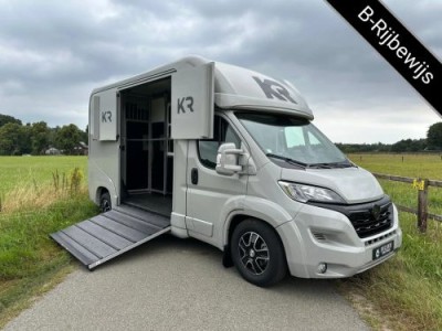 Opel Opel Movano 2-paards paardenvrachtwagen B-rijbewijs