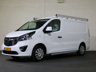 Opel Vivaro 1.6 CDTI L1 H1 Airco Navigatie Camera Trekhaak Imperiaal