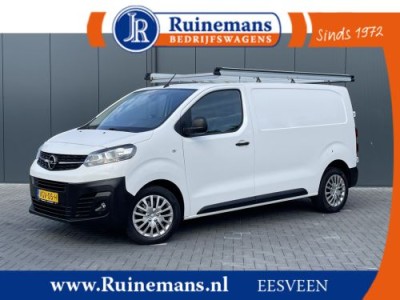 Opel Vivaro 2.0 CDTI 123 PK / L2H1 / IMPERIAAL / TREKHAAK / AIRCO / CRUISE / NAVI / CAMERA / 3-ZITS