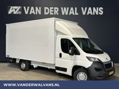 Peugeot Boxer 2.0 BlueHDi 131pk Bakwagen + Laadklep Euro6 Airco | Camera | 1100kg Laadvermogen Bijrijdersbank