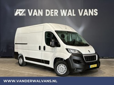 Peugeot Boxer 2.2BlueHDi 140pk **BPM VRIJ voor de Ondernemer** L2H2 Euro6 Airco | Camera | Navigatie | 2500kg Trekhaak Cruisecontrol, Parkeersensoren, Bijrijdersbank